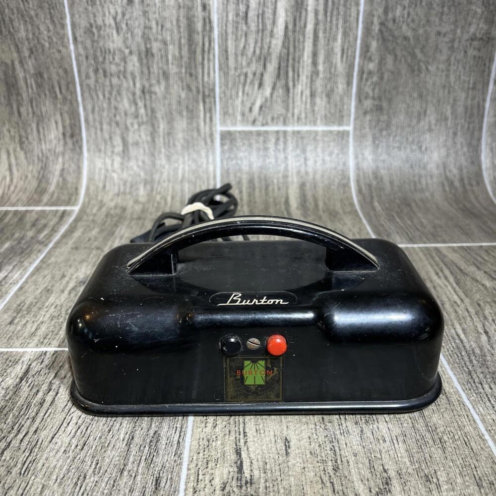 Burton Ultra Violet Examining Light Magnifier